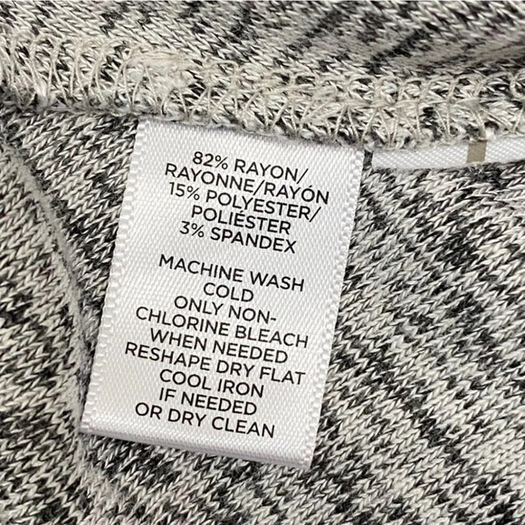 Lou & Grey M Jersey Knit Striped Fit and Flare Dress Grey and Pink Midi Dress - Picture 15 of 17